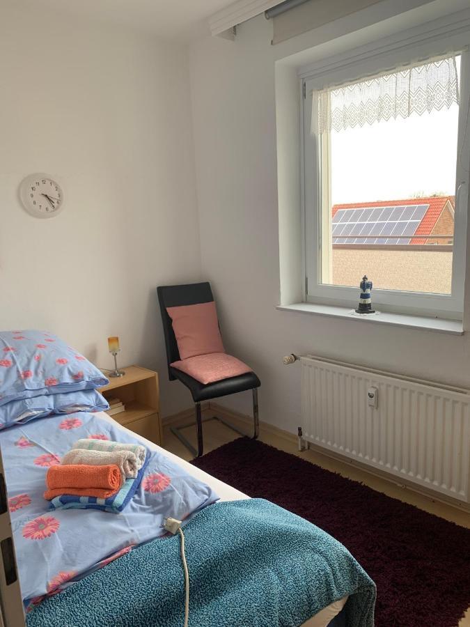 Ferienwohnung mit wunderschöner großer Dachterrasse - 500 Meter zum Hauptstrand v Duhnen Döse Apartment Cuxhaven